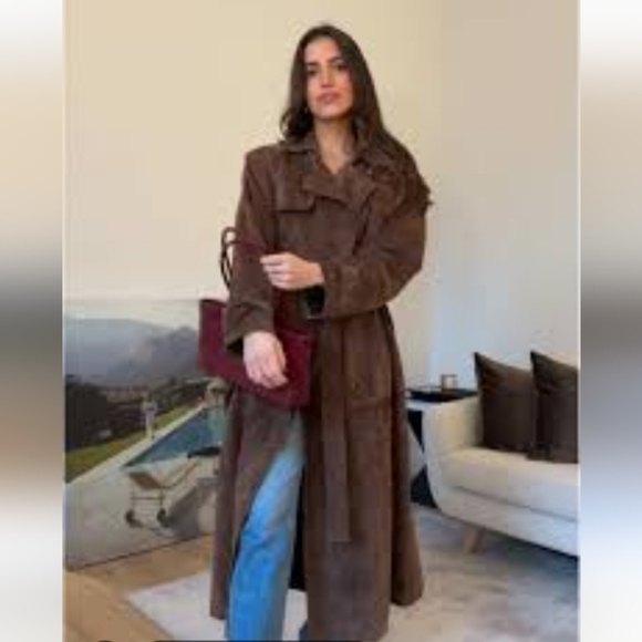 House of Harlow 1960 Jackets & Blazers - New! Viral House Of Harlow 1969 Chocolate Faux Suede Trench XS
